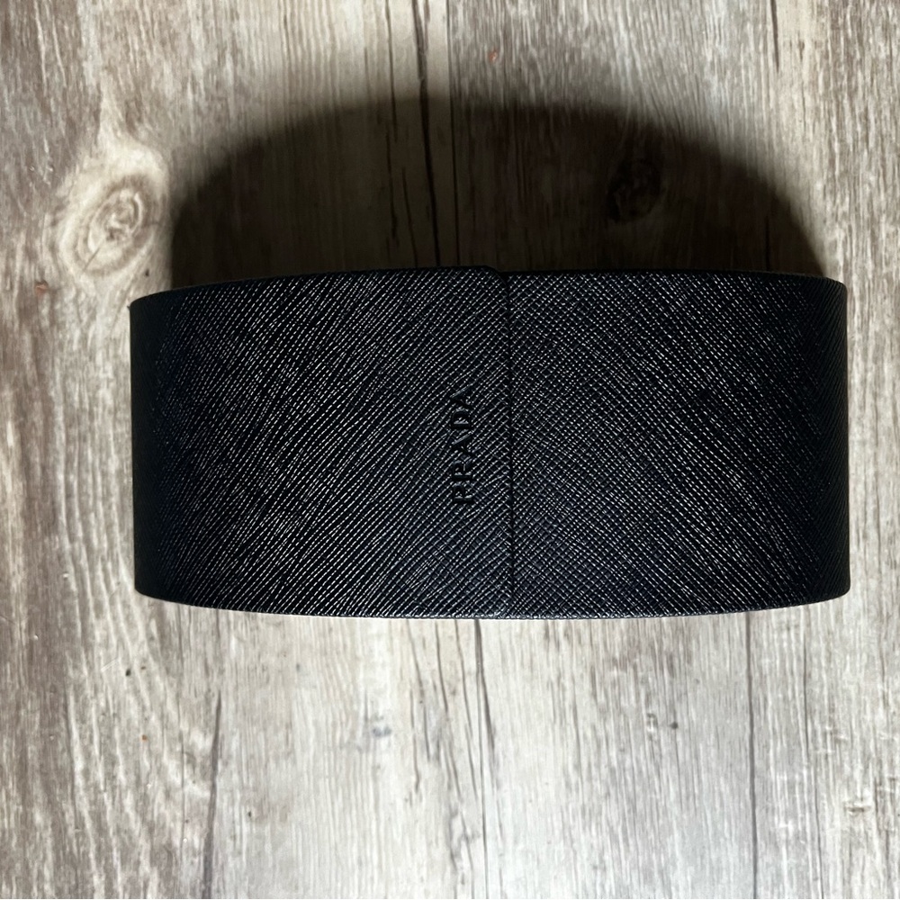 Prada Black Leather Belt Sleek Design